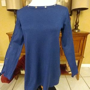 Women's sweater